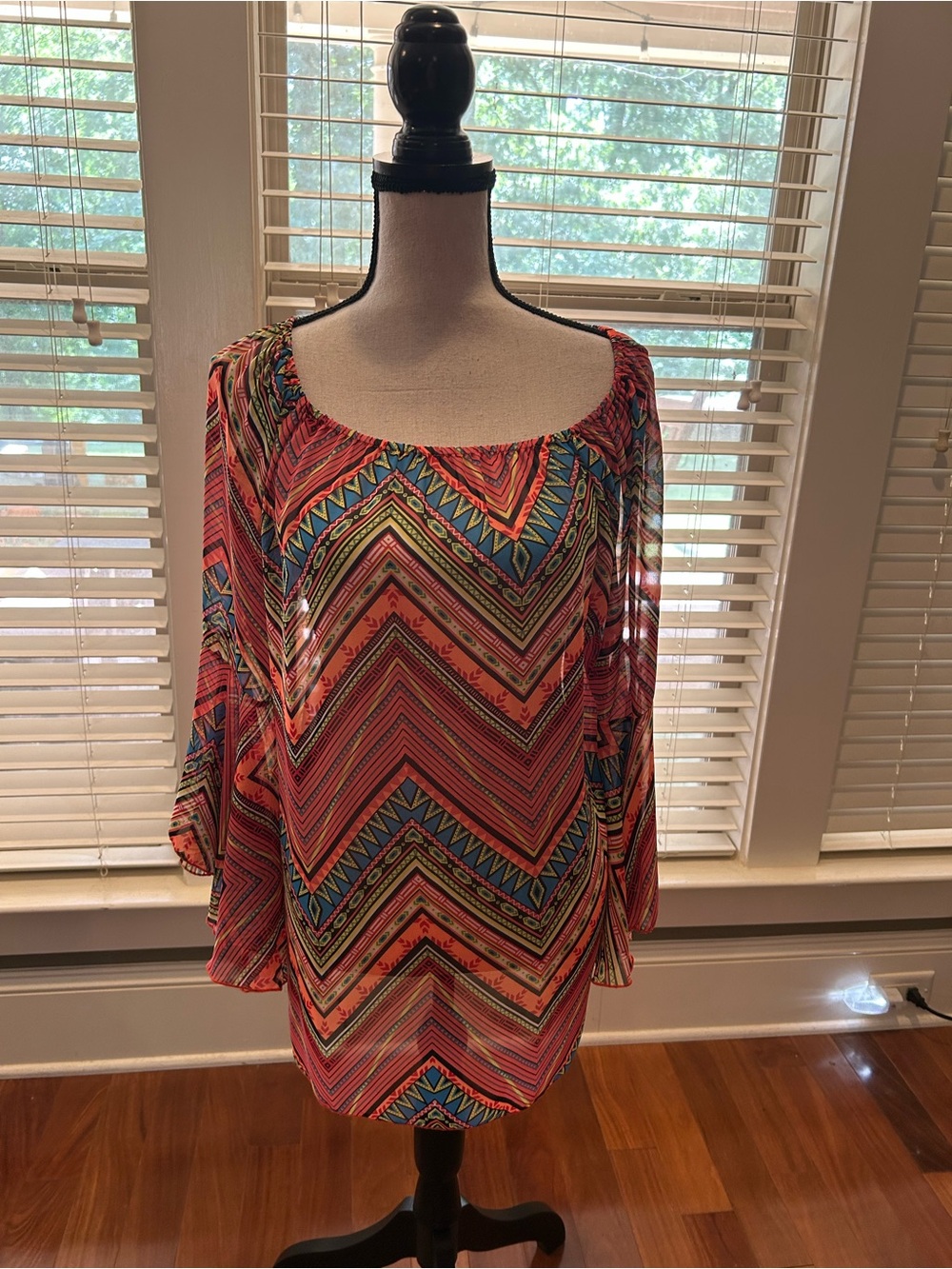 Boho Chevron Print Scoop Neck Women's Sheer Tunic Top - Coral Multicolor